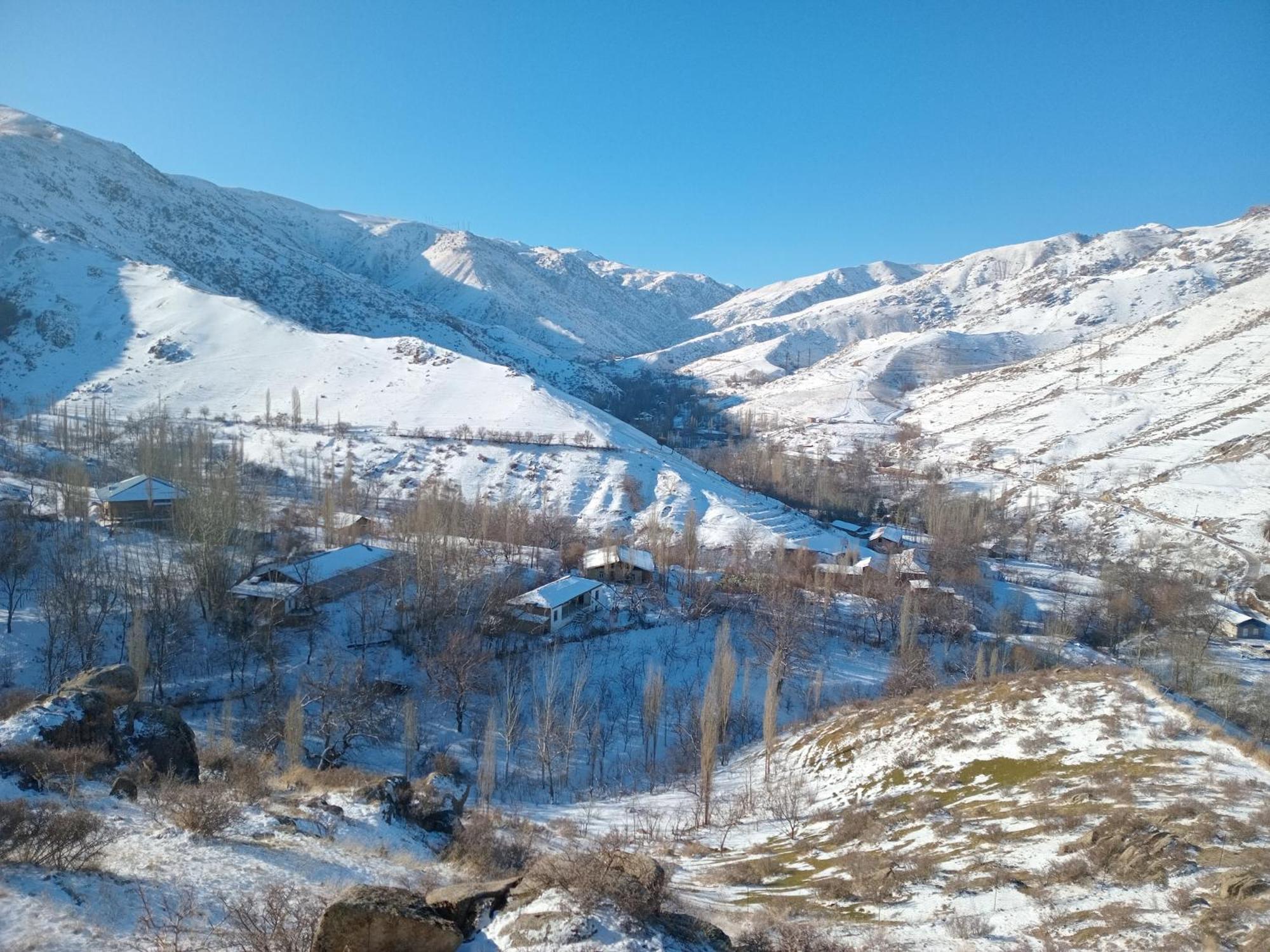 Spring Family Guest House Tersak Dış mekan fotoğraf